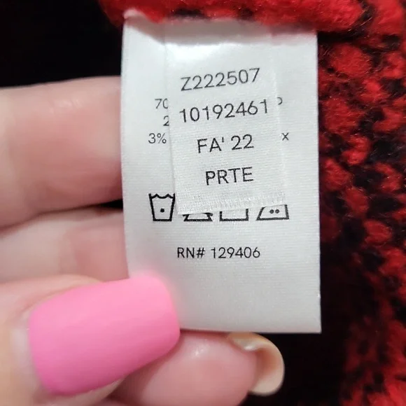 VENUS Sweater & Skirt Set